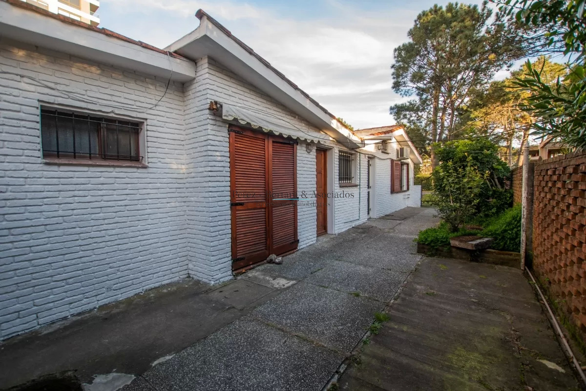 Casa ID.332 - venta casa 4 dormitorios Punta del Este 
