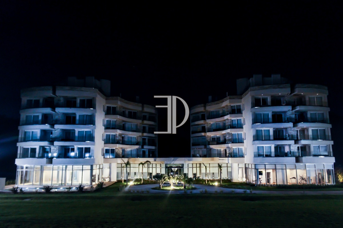 Apartamento ID.579 - Venta apartamento 1 dormitorio Playa mansa Punta del Este. 
