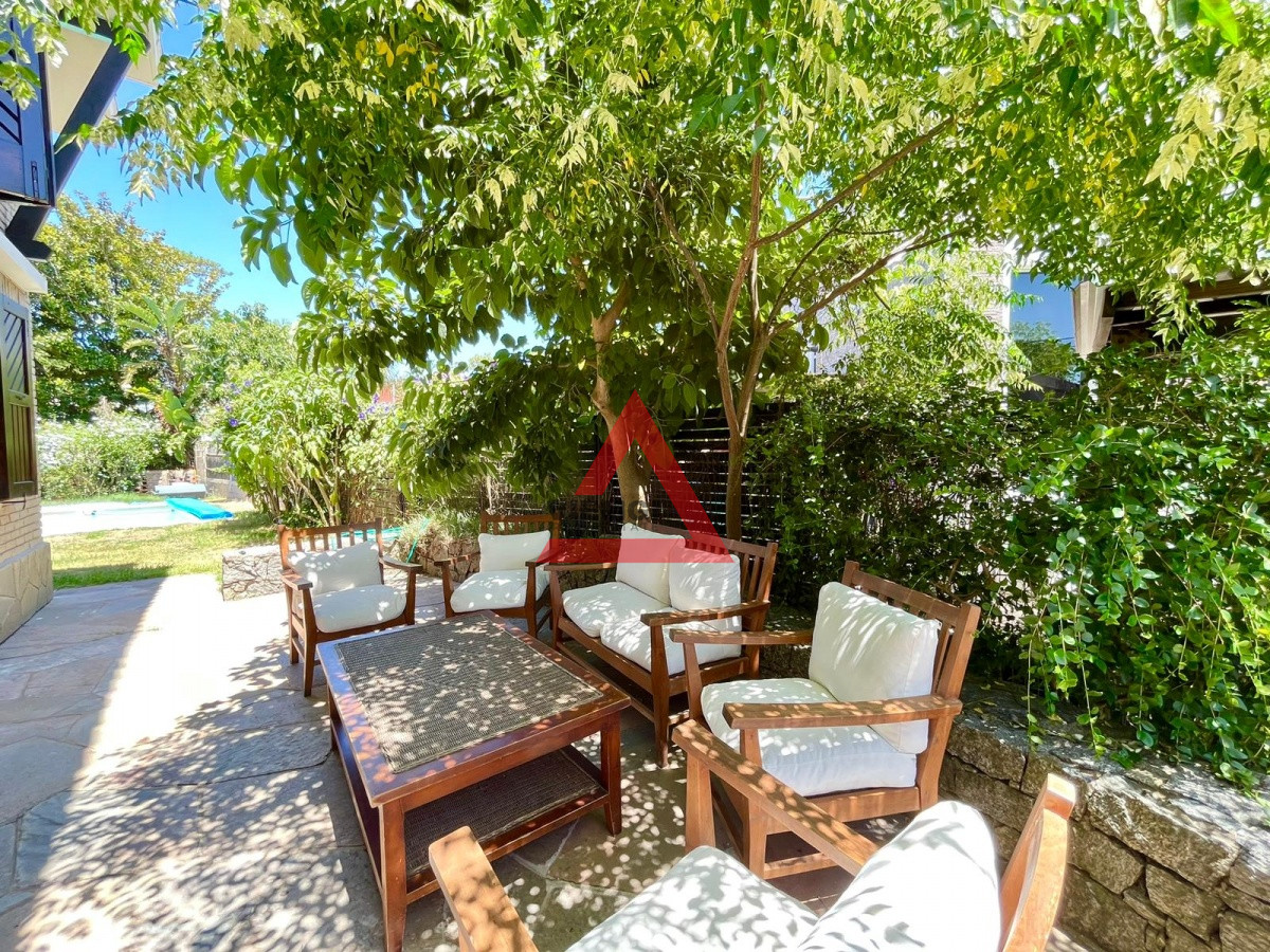 Casa ID.159 - Casa de 4 dormitorios a 200mts del mar , Playa Mansa 