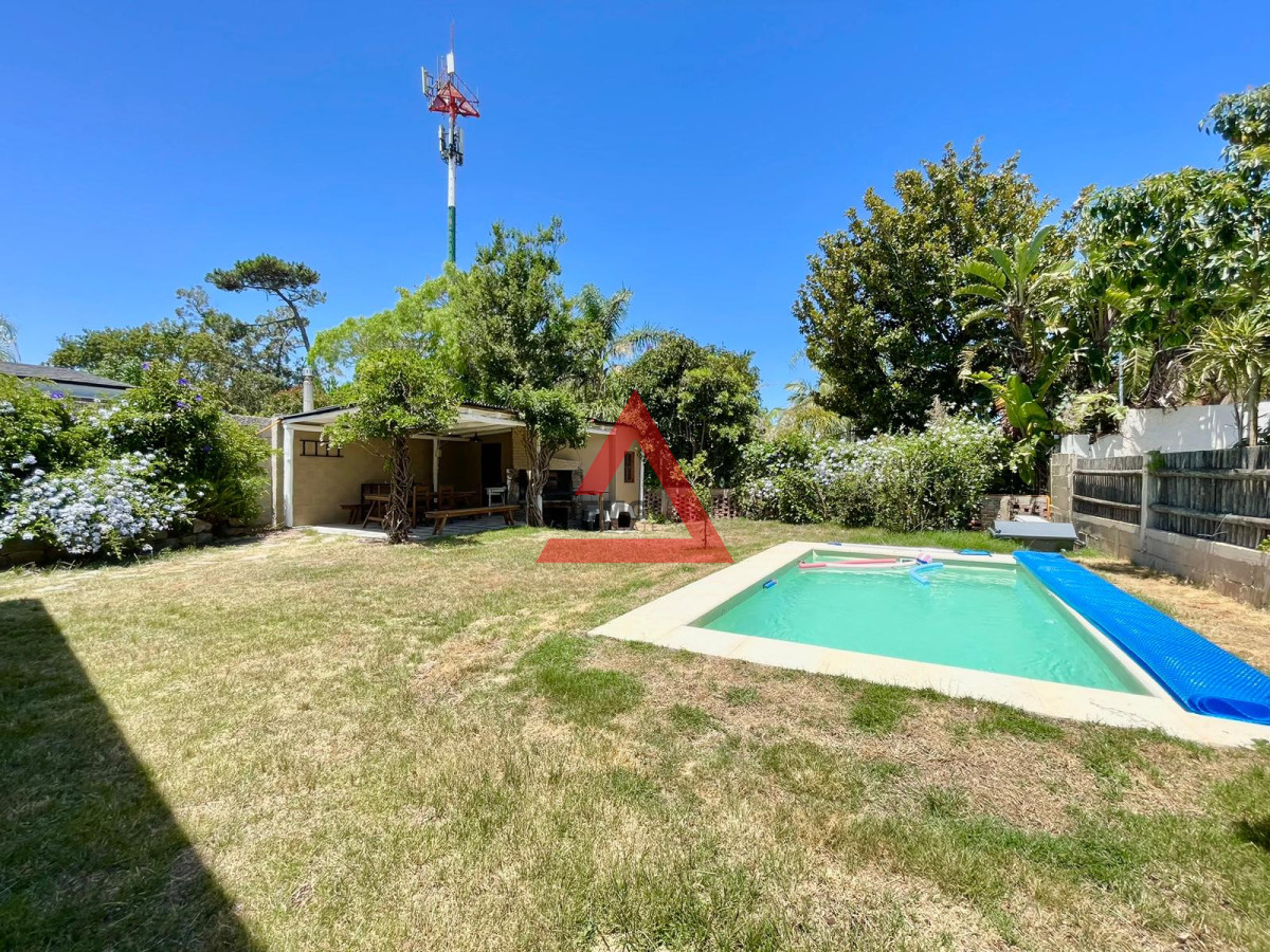 Casa ID.159 - Casa de 4 dormitorios a 200mts del mar , Playa Mansa 