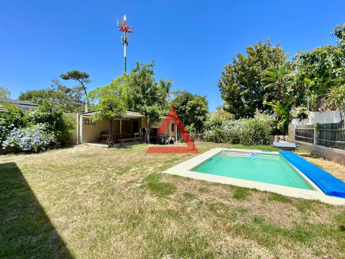 Casa ID.159 - Casa de 4 dormitorios a 200mts del mar , Playa Mansa 