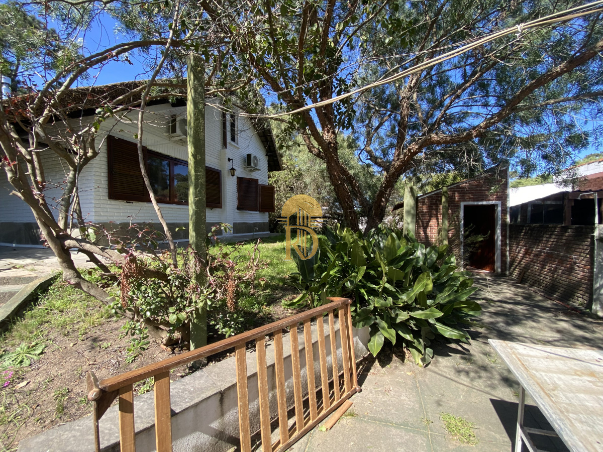 Venta casa 3 dormitorios. Pinares, Punta del Este -id-785-12