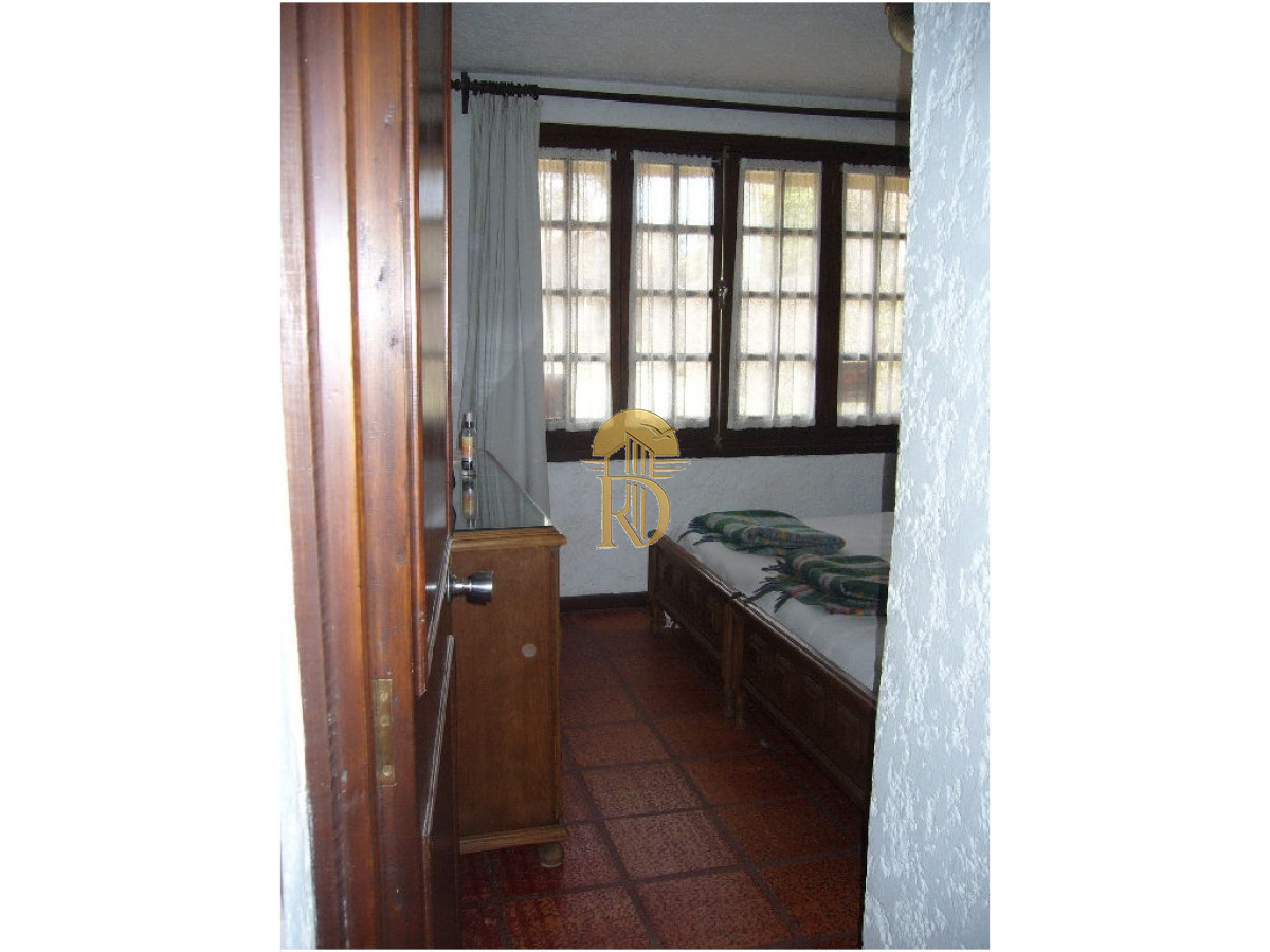 Casa en Pinares, 4 dormitorios * -id-782-6