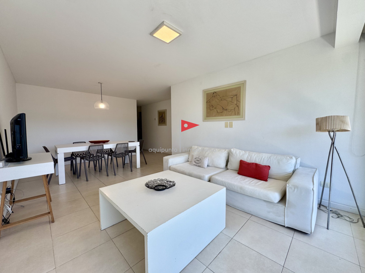 Apartamento ID.173 - Venta apartamento 3 dormitorios, Punta del Este 