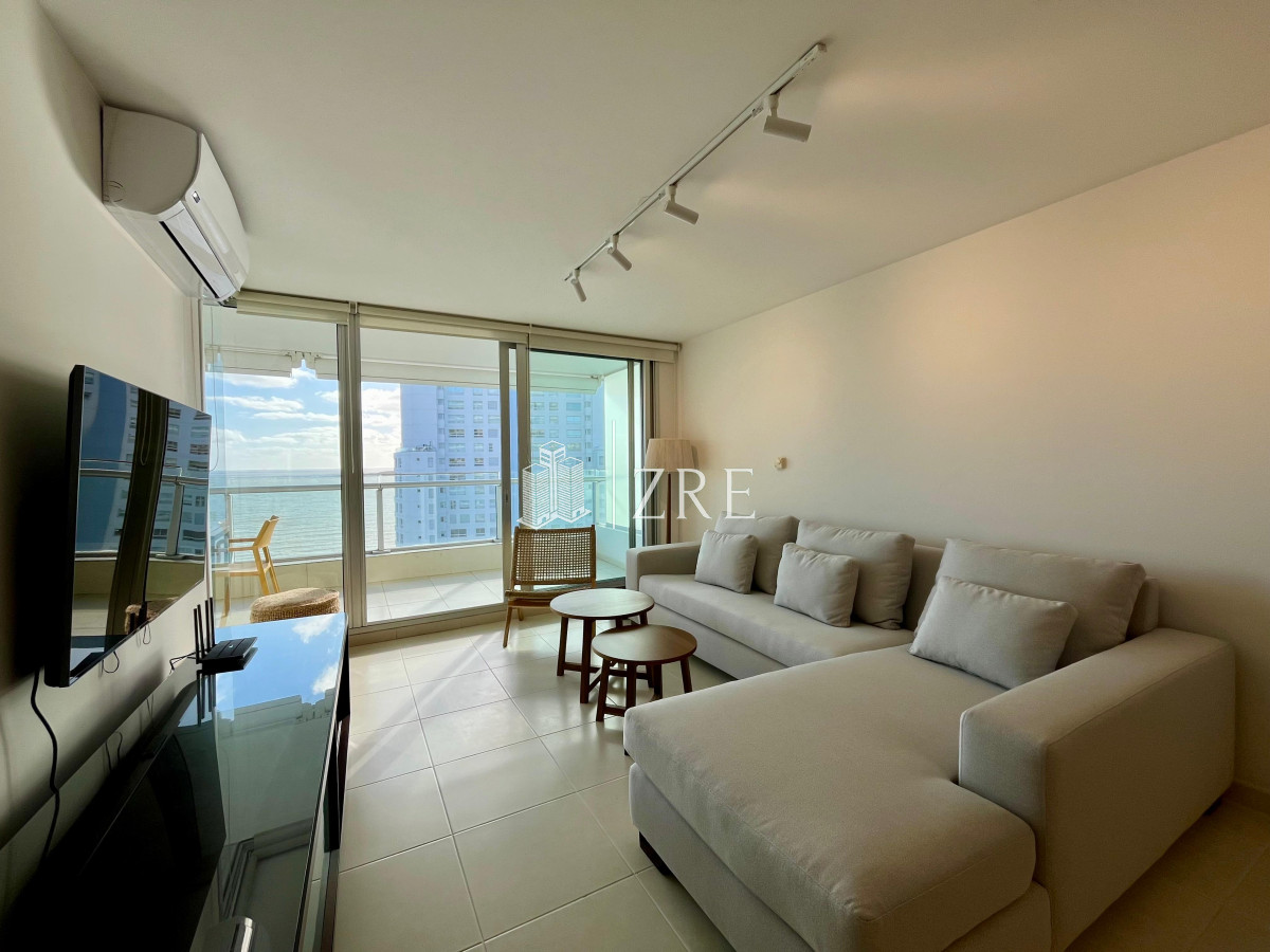 Apartamento ID.931 - Alquiler temporal, apartamento 2 dormitorios. Playa mansa, Punta del Este. 