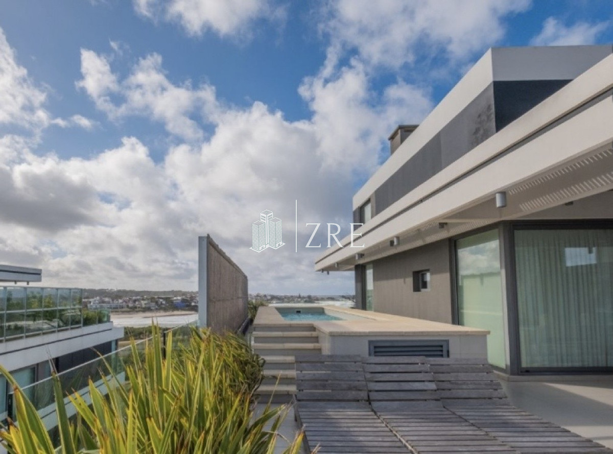Apartamento ID.56 - Alquiler espectacular penthouse duplex Punta del Este - 4 dormitorios