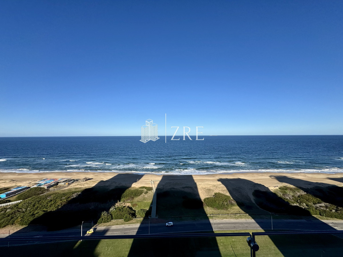 Apartamento ID.558 - Venta apartamento Punta del Este, playa brava 