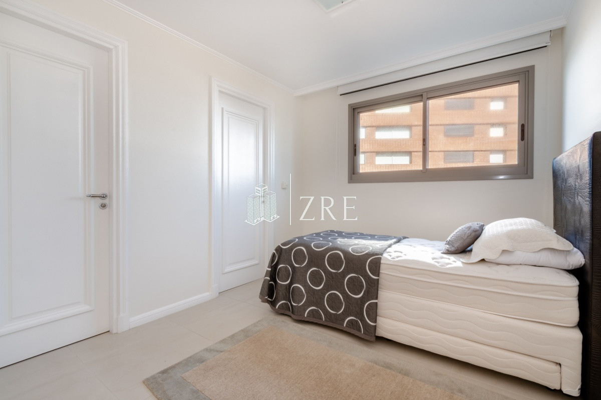 Apartamento ID.513 - Venta apartamento Imperiale II tres dormitorios y servicio playa brava Punta del Este