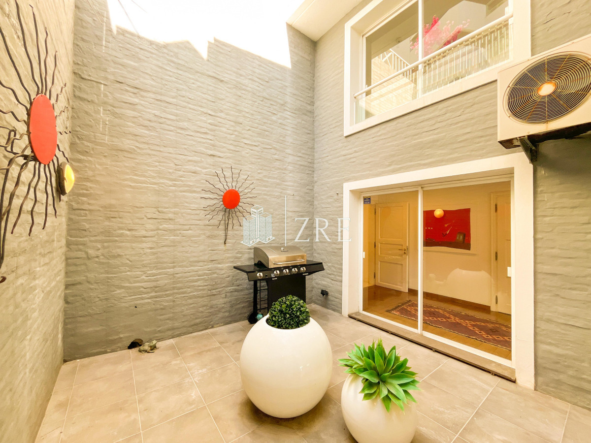 Apartamento ID.985 - Venta y alquiler apartamento en Península, Punta del Este 