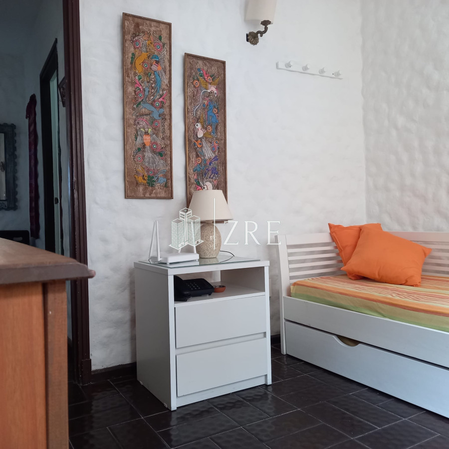 Apartamento ID.611 - Venta apartamento 1 dormitorio y medio. Playa brava, Punta del Este. 
