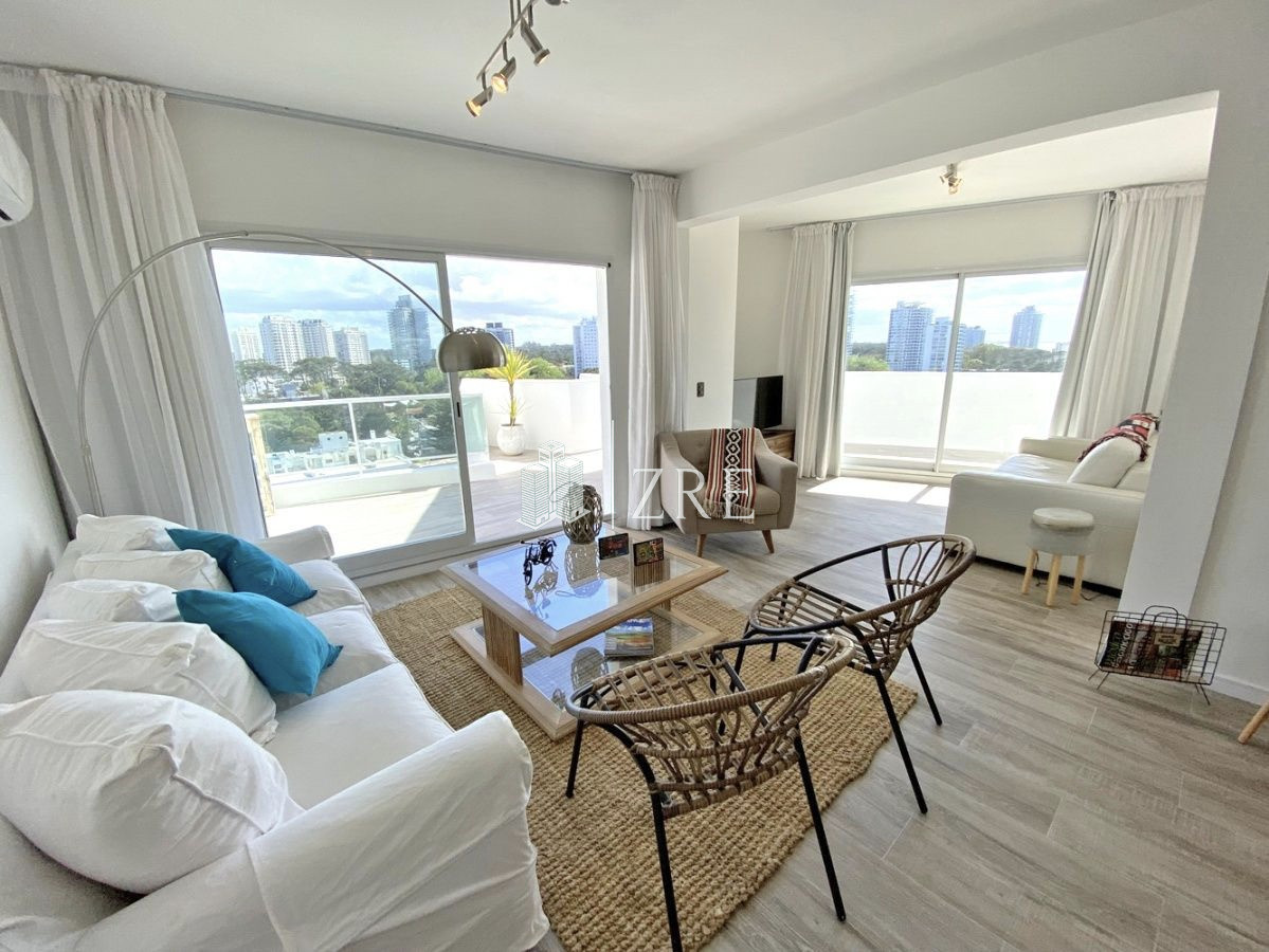 Apartamento ID.163 - Venta apartamento 3 dormitorios. Aidy Grill, Punta del Este.  