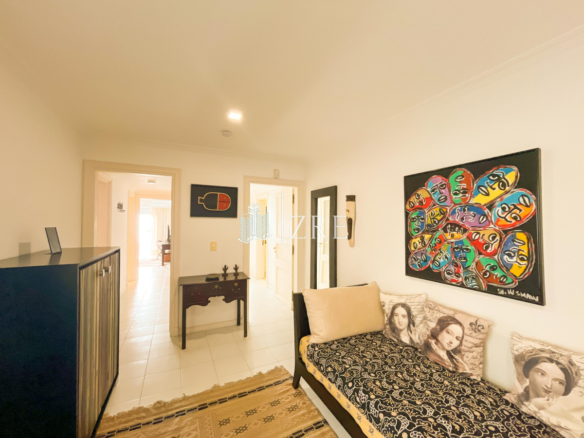 Apartamento ID.985 - Venta y alquiler apartamento en Península, Punta del Este 