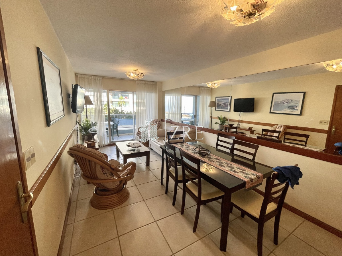 Apartamento ID.215 - Venta apartamento 3 Dormitorios en Península, Punta del Este, Oportunidad!