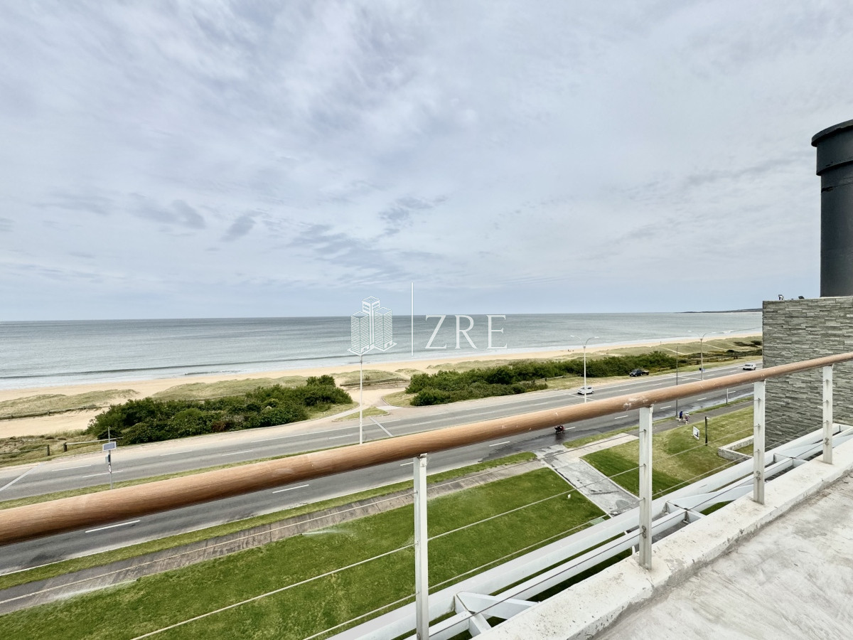 Apartamento ID.805 - Venta apartamento  2 Dormitorios + Servicio.