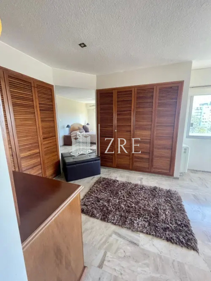 Apartamento ID.73 - Venta Apartamento 3 dormitorios y dependencia servicio
