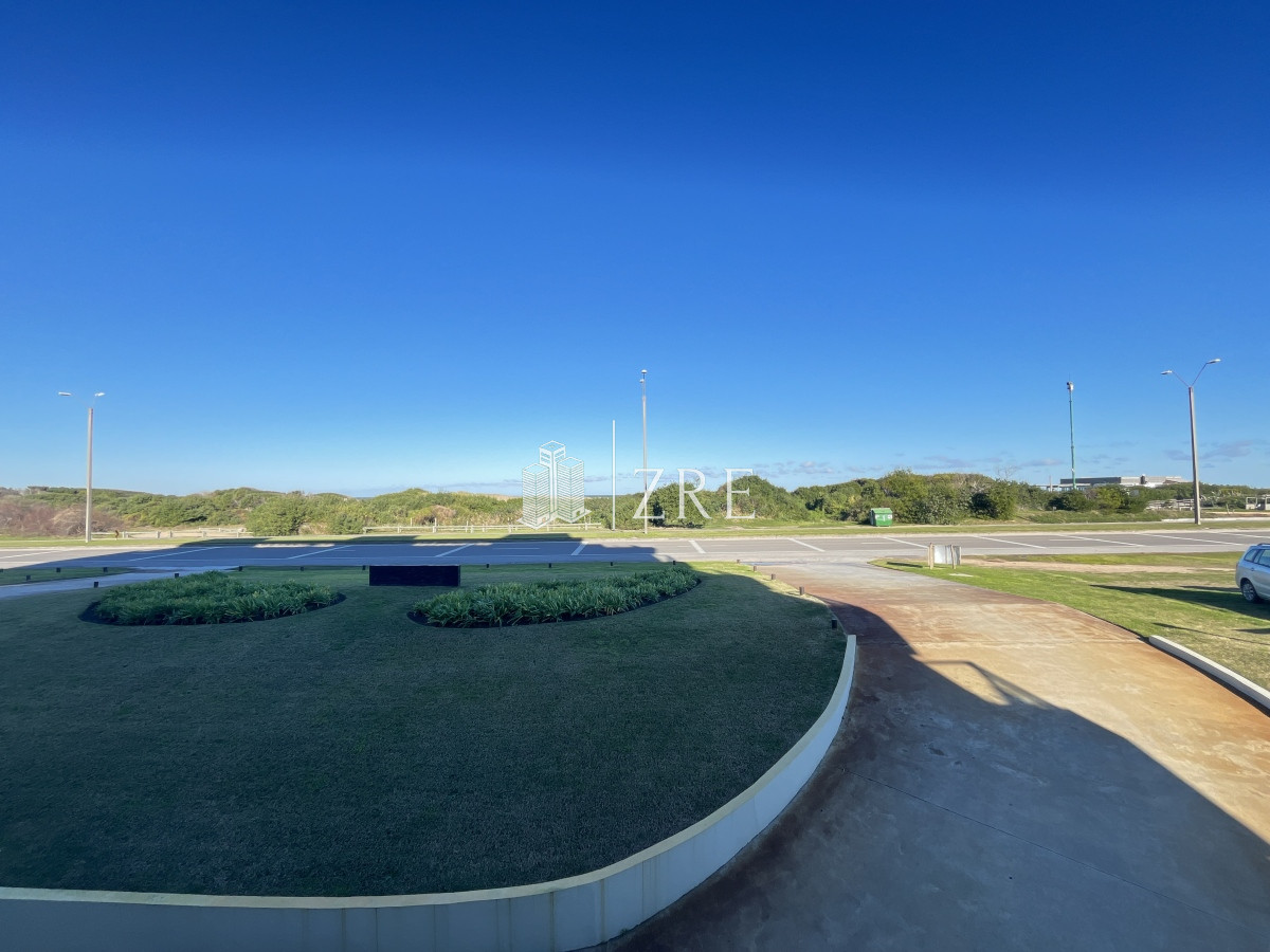 Apartamento ID.233 - Venta apartamento 3 dormitorios playa brava Punta del Este 