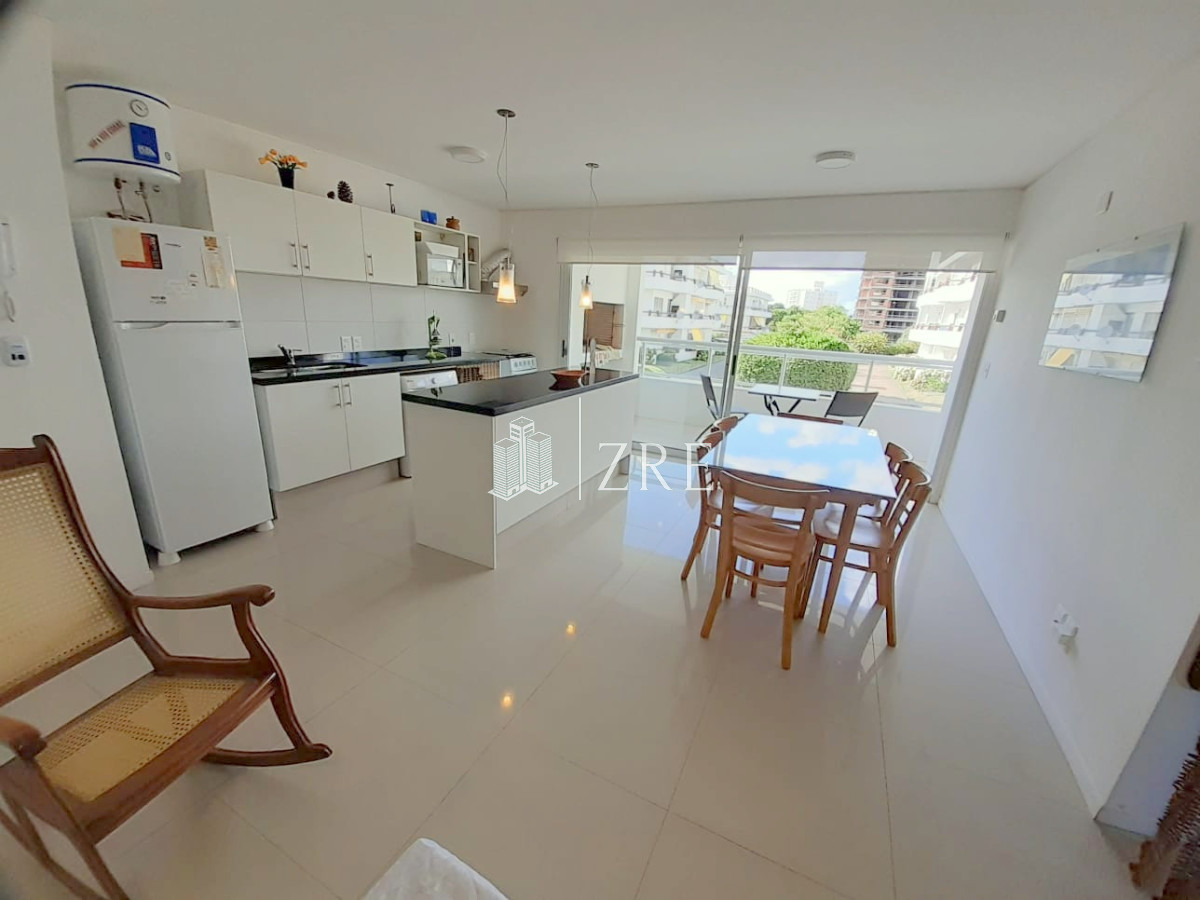 Apartamento ID.521 - Venta Departamento - 2 Dormitorios + Parrillero - Punta del Este 