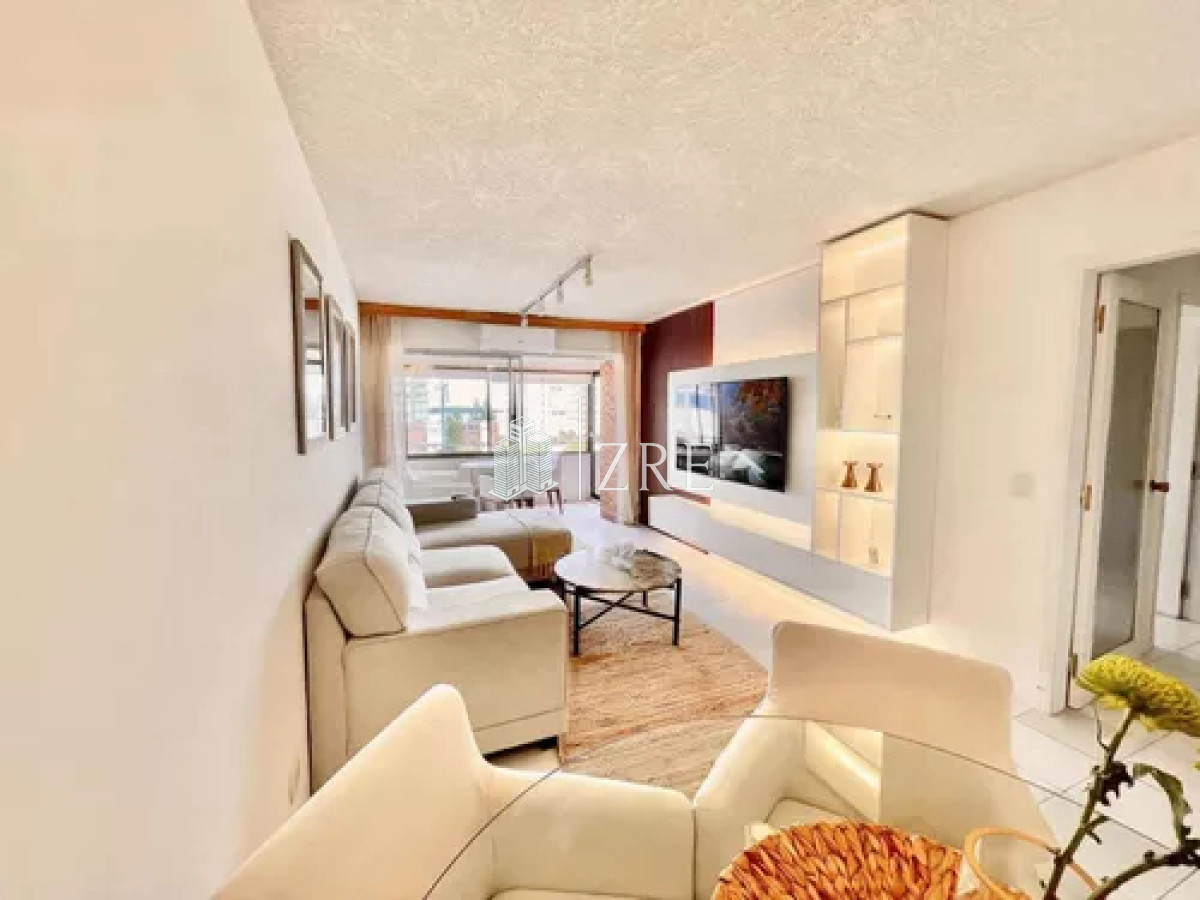 Apartamento ID.642 - Venta de apartamento dos dormitorios . Playa Brava, Punta Del Este.