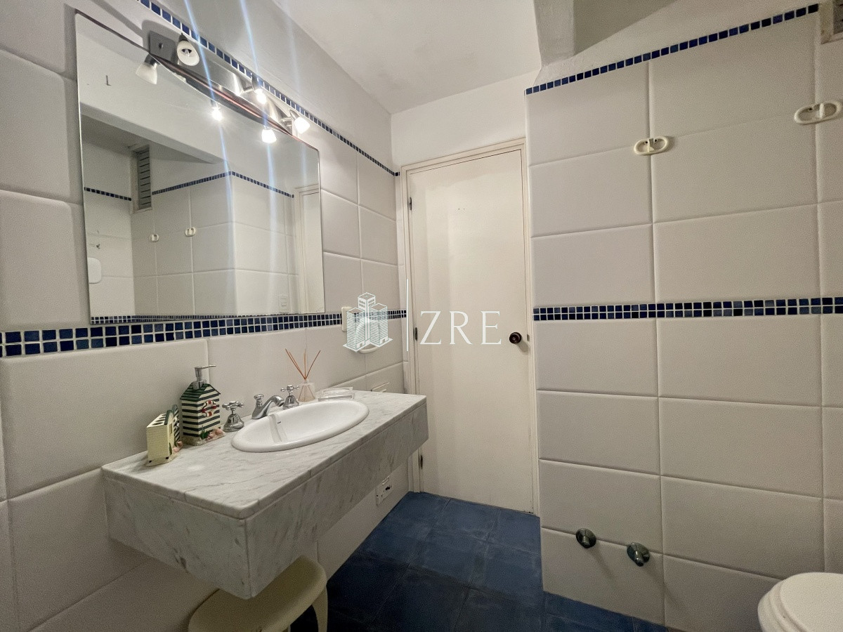 Apartamento ID.473 - Venta Apartamento en primera línea, Playa Brava, Punta del Este.