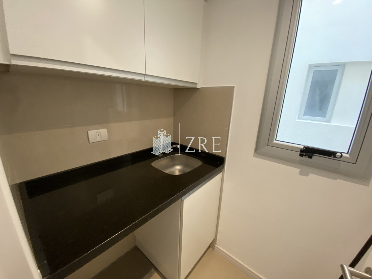 Apartamento ID.232 - Venta apartamento 3 dormitorios playa brava Punta del Este 