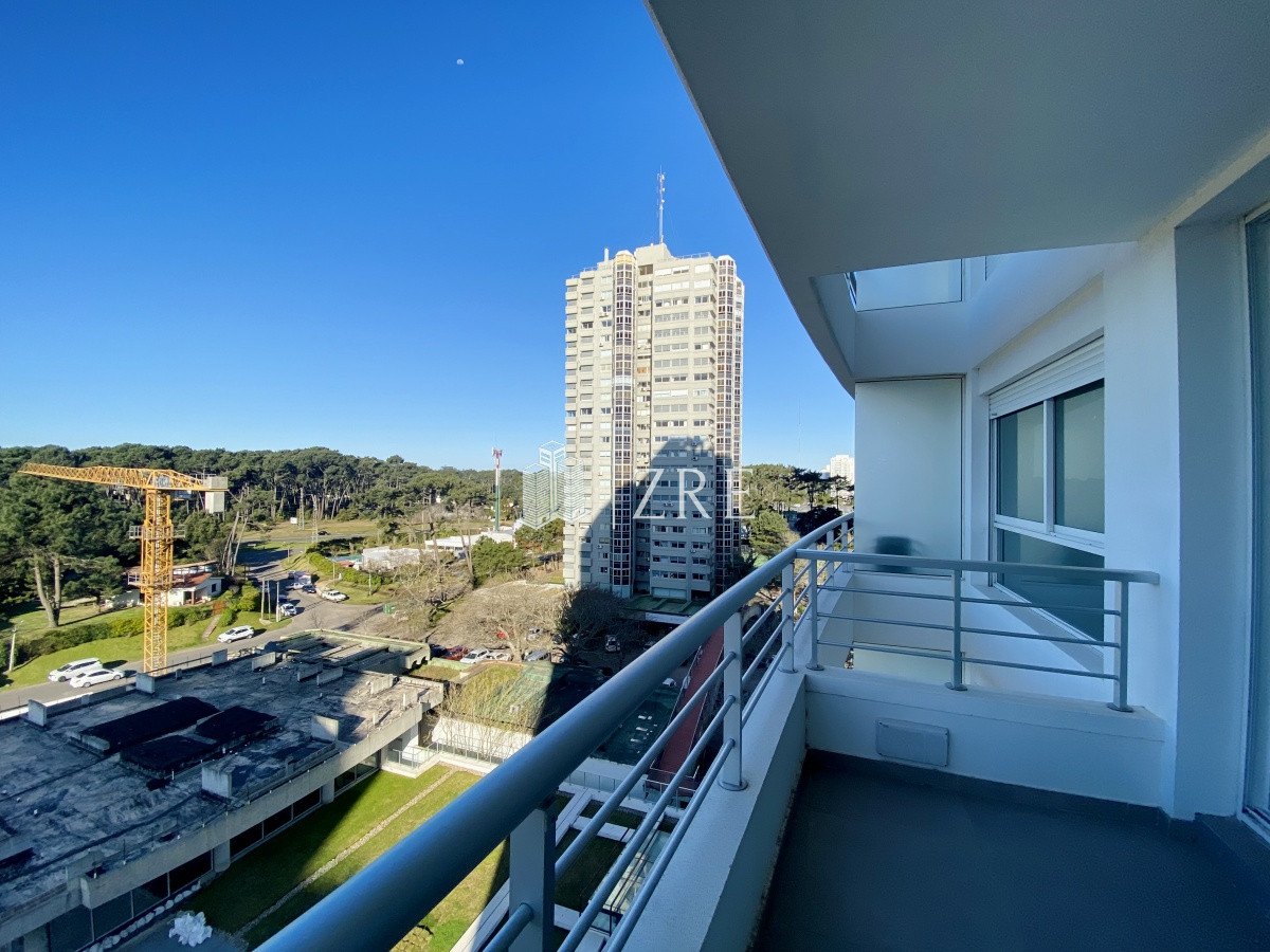 Apartamento ID.223 - Venta apartamento 1 dormitorio Roosevelt Punta del Este