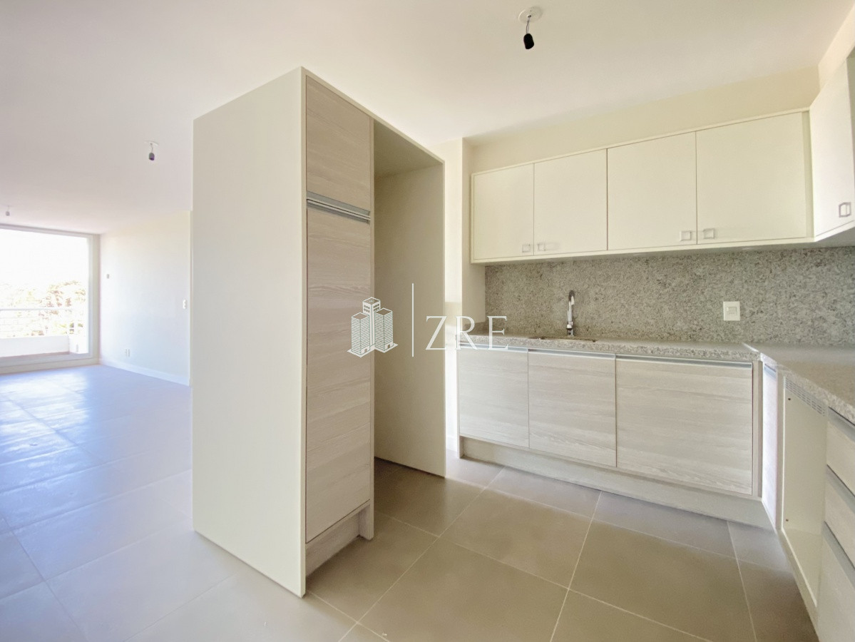 Apartamento ID.223 - Venta apartamento 1 dormitorio Roosevelt Punta del Este