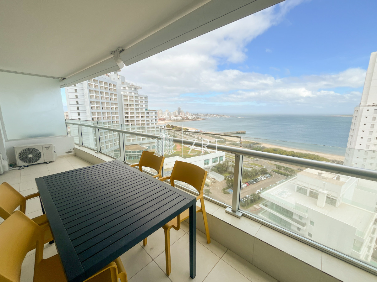 Apartamento ID.931 - Alquiler temporal, apartamento 2 dormitorios. Playa mansa, Punta del Este. 