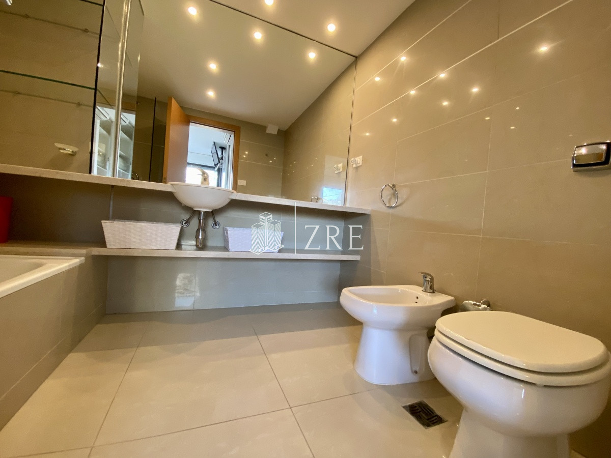 Apartamento ID.334 - Venta apartamento 2 dormitorios. Playa brava, Punta del Este