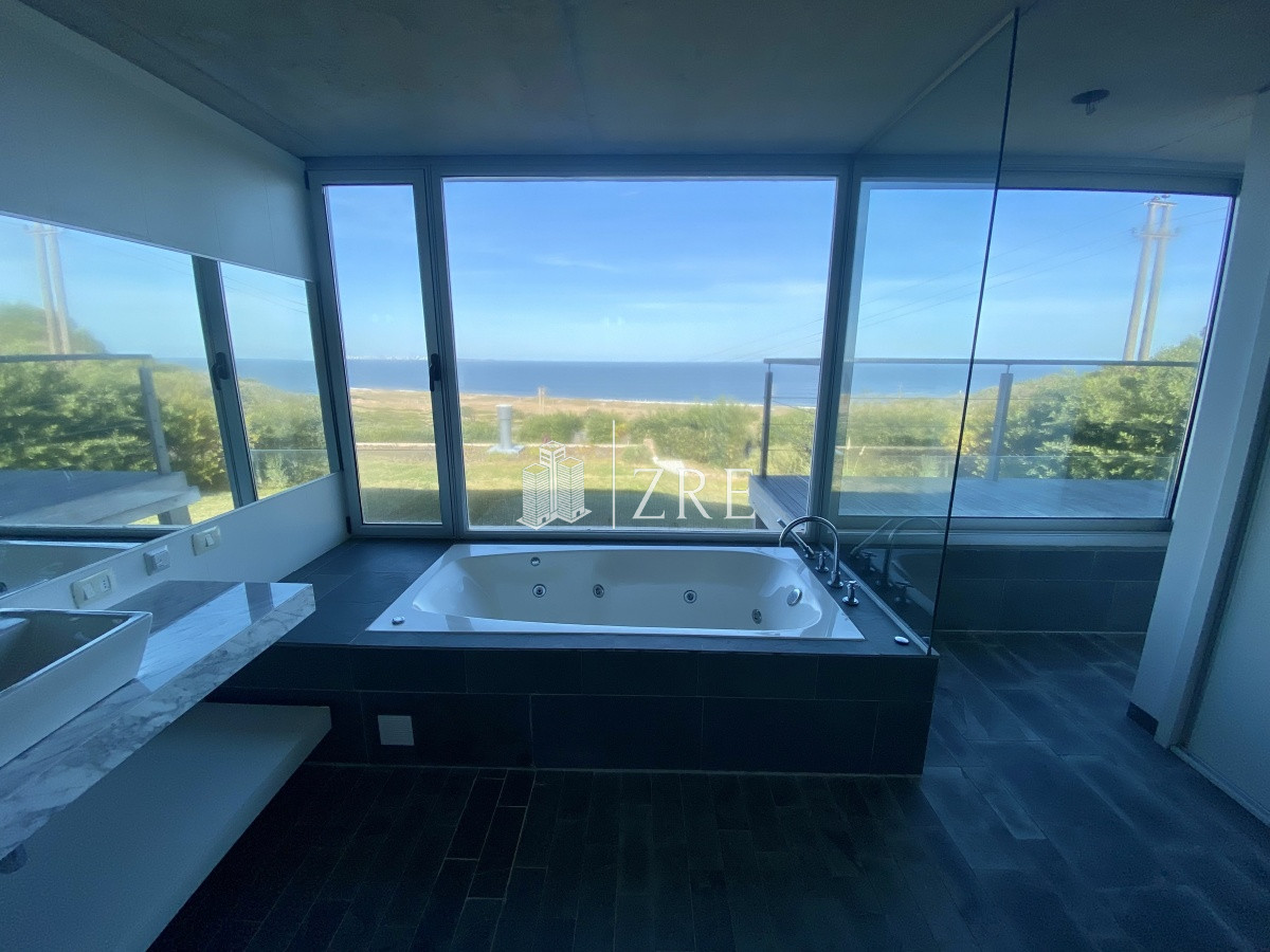Apartamento ID.340 - Venta apartamento 3 dormitorios Punta del Este