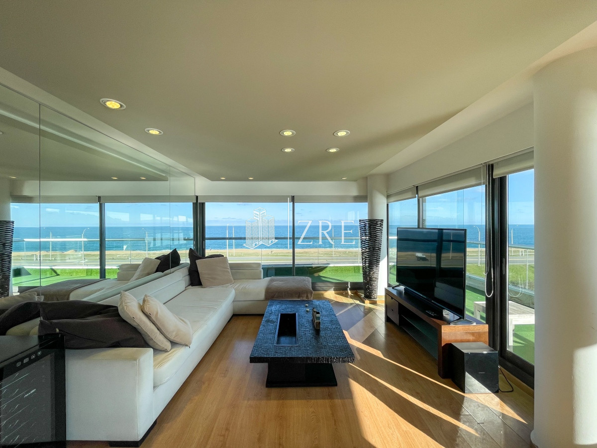 Apartamento ID.221 - Venta penthouse 3 dormitorios punta del este 
