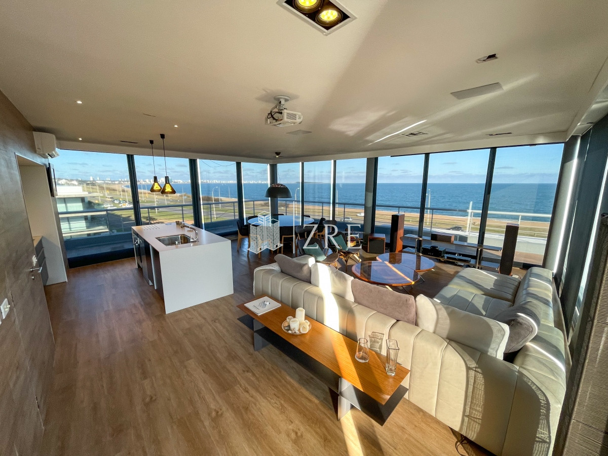 Apartamento ID.221 - Venta penthouse 3 dormitorios punta del este 