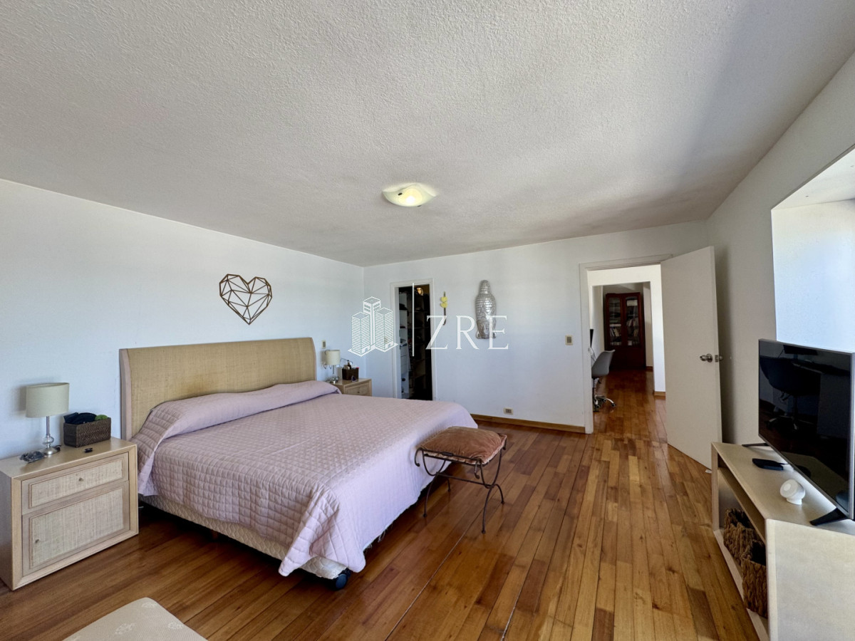 Apartamento ID.1317 - Venta. Penthouse dúplex. 3 dormitorios + dependencia 