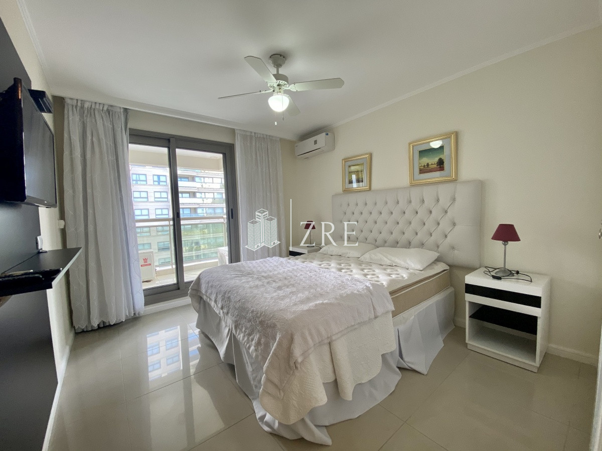 Apartamento ID.512 - Venta apartamento Imperiale, 3 dormitorios esquinero Punta del Este