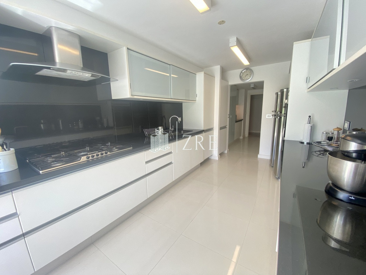 Apartamento ID.256 - Venta apartamento frente al mar 3 dormitorios