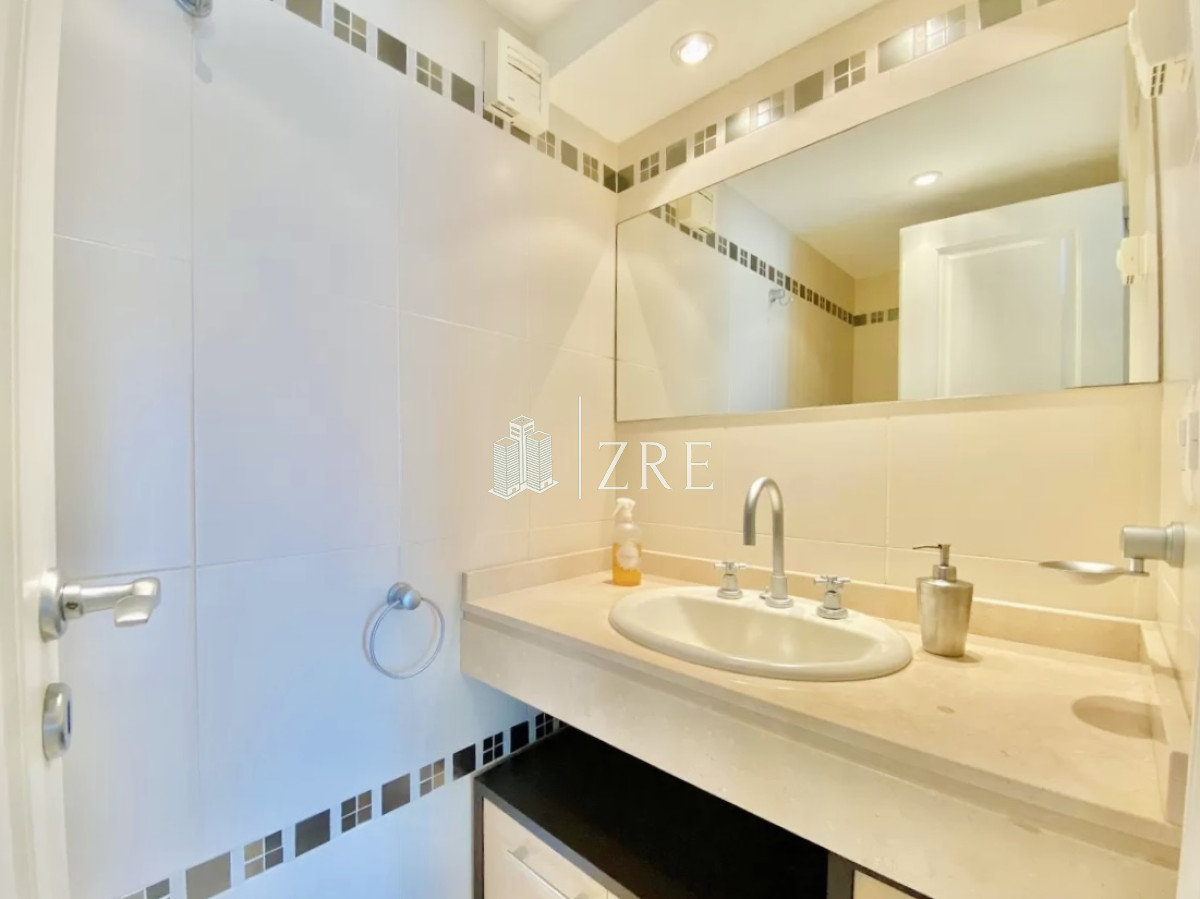 Apartamento ID.903 - Apartamento en Venta de tres dormitorios, Punta del Este 