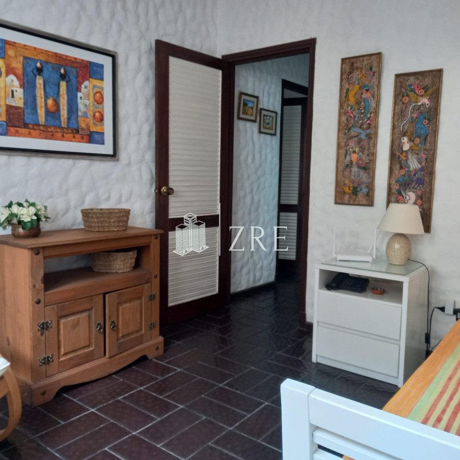Apartamento ID.611 - Venta apartamento 1 dormitorio y medio. Playa brava, Punta del Este. 