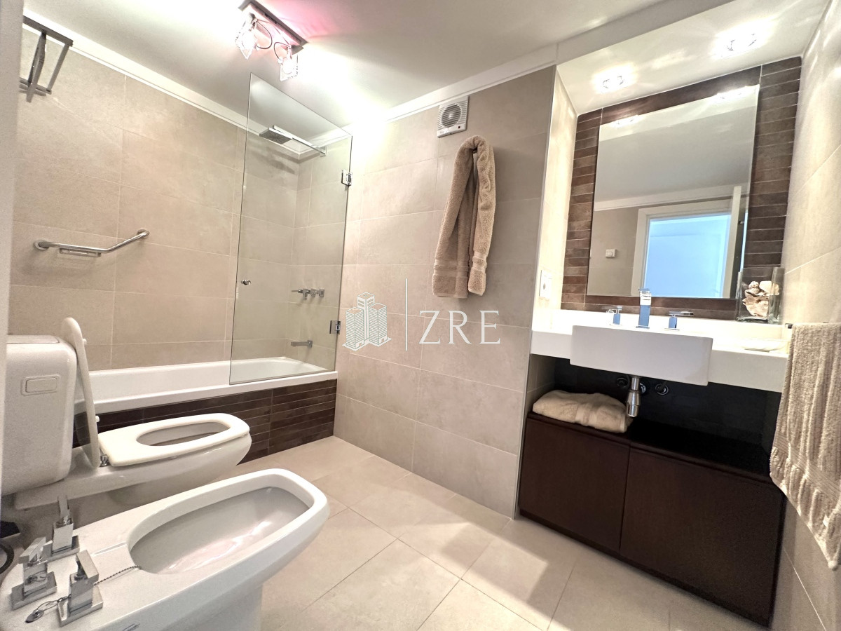 Apartamento ID.771 - Alquiler Apartamento 4 dormitorios