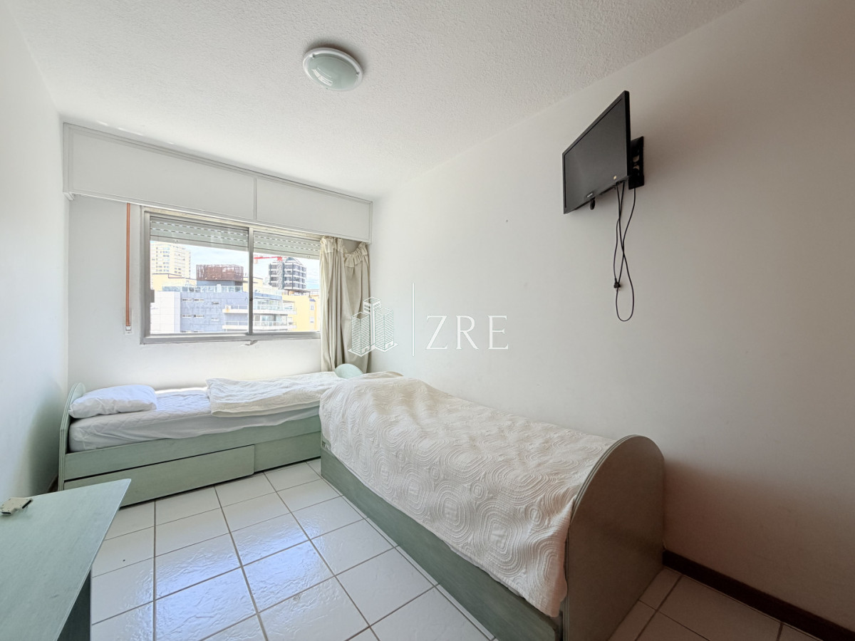 Apartamento ID.1265 - Venta apartamento 2 dormitorios. Peninsula, Punta del Este 