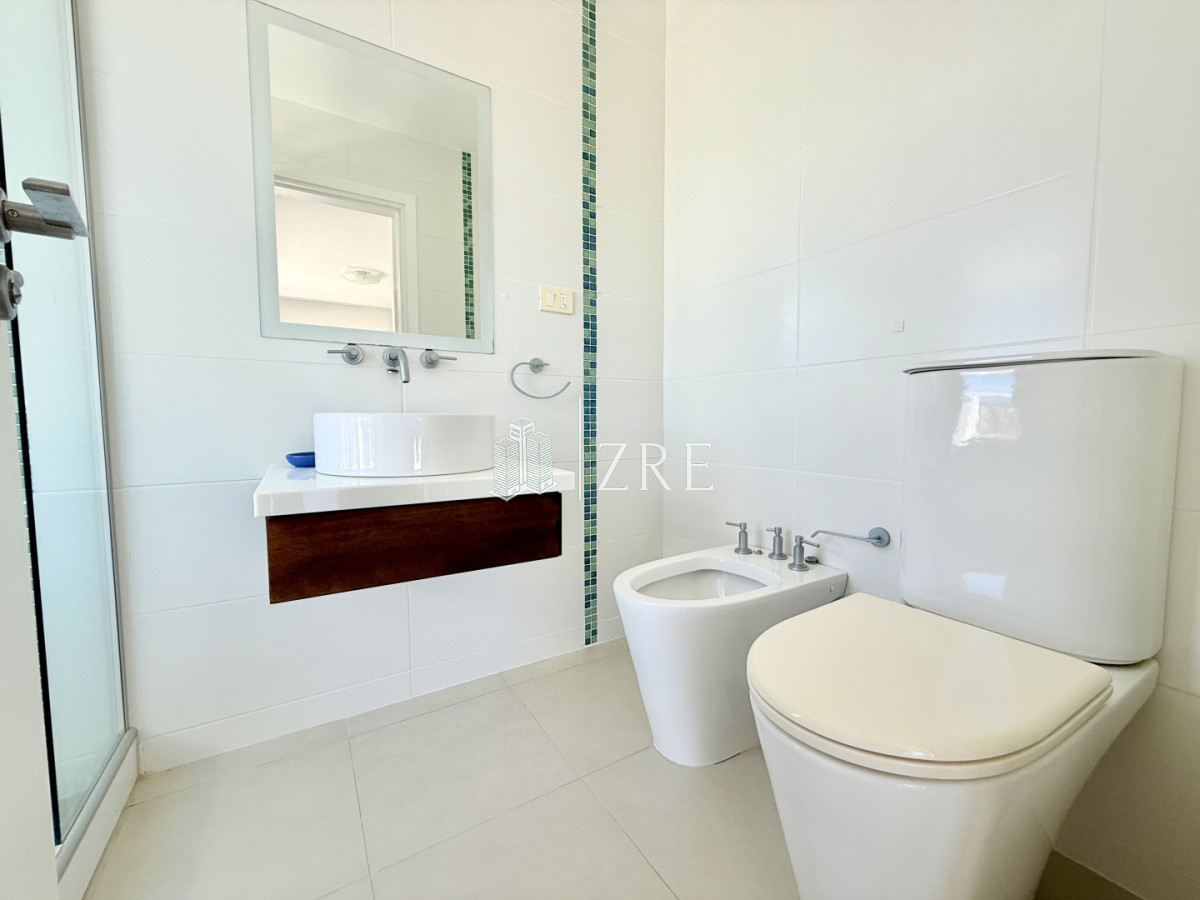 Apartamento ID.783 - Venta Penthouse 3 dormitorios Punta del Este