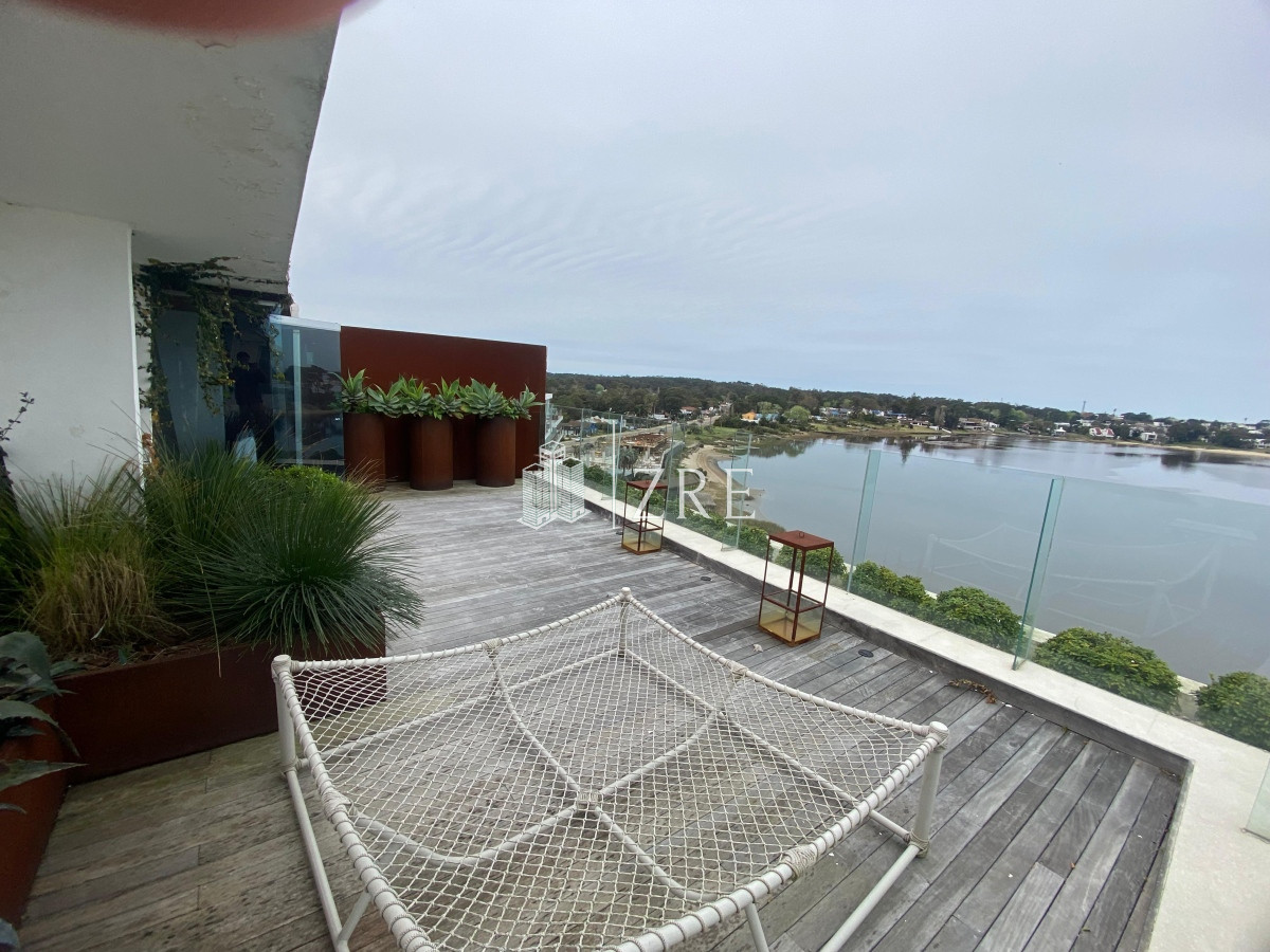 Apartamento ID.714 - Venta apartamento 3 dormitorios. 