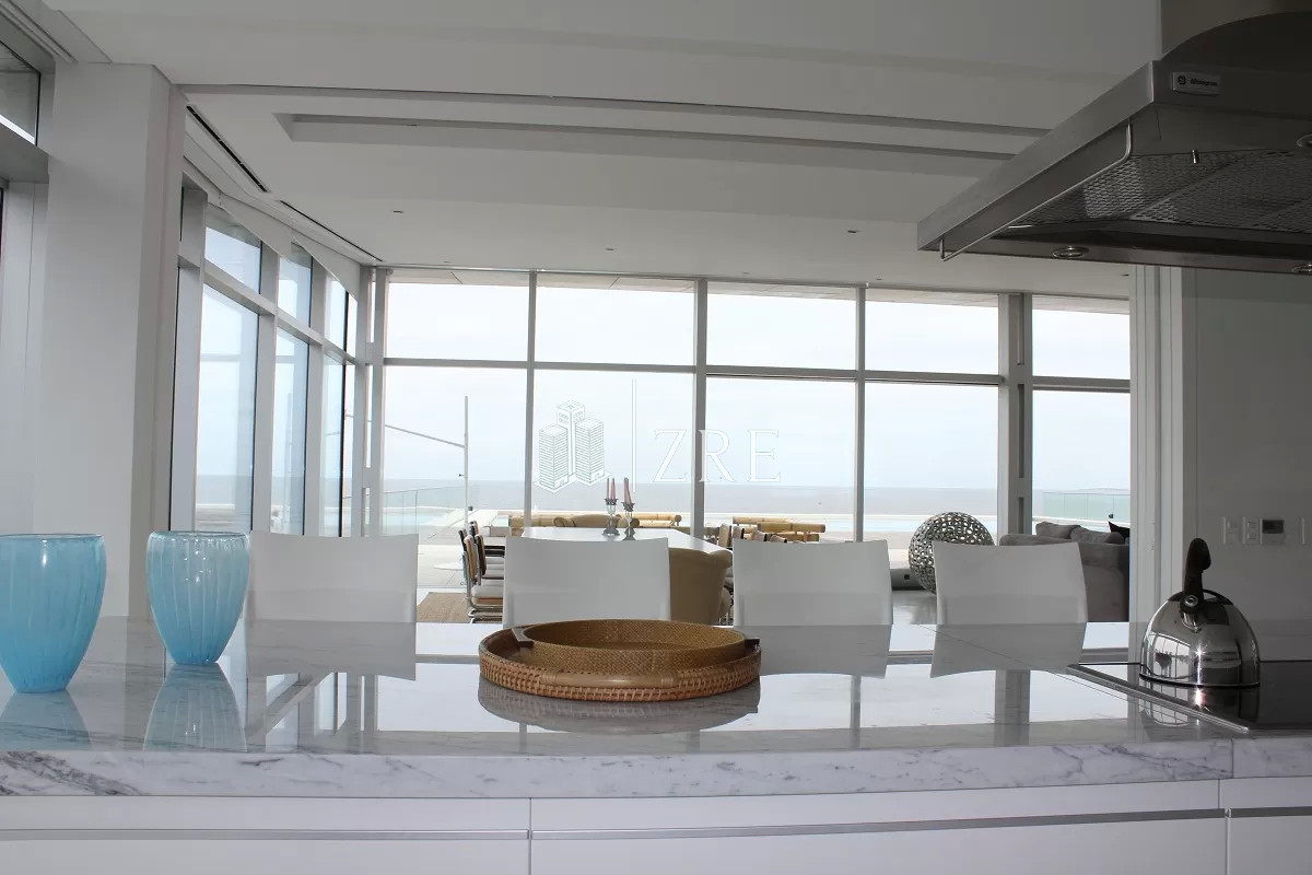 Apartamento ID.908 - Venta apartamento 5 dormitorios playa brava Punta del Este 
