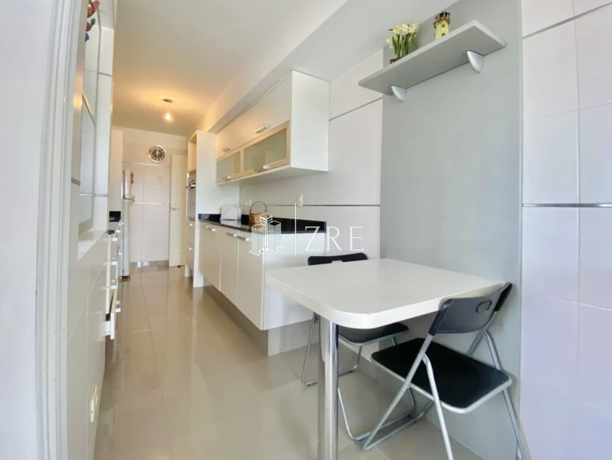 Apartamento ID.903 - Apartamento en Venta de tres dormitorios, Punta del Este 