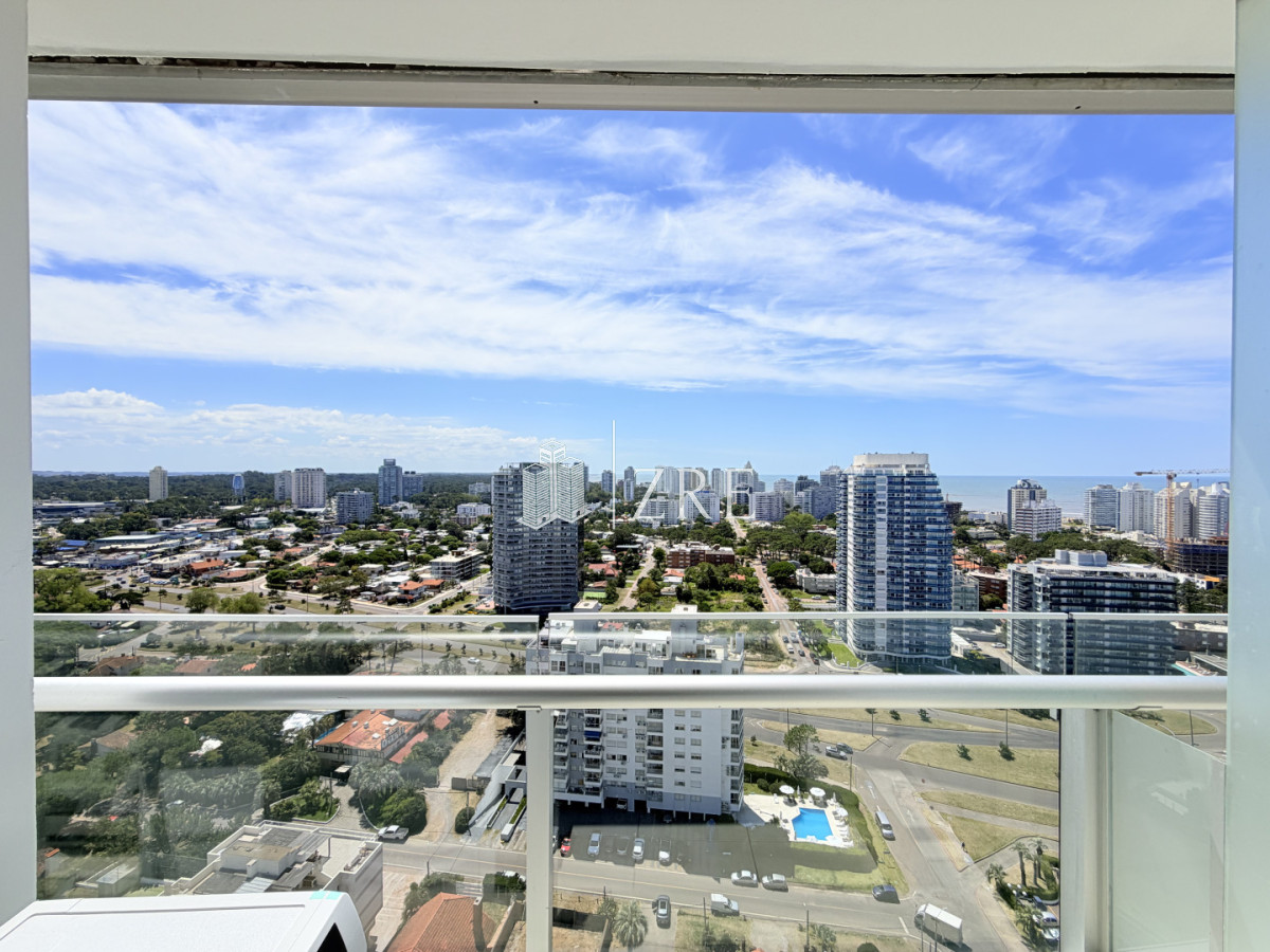 Apartamento ID.1264 - Venta apartamento 2 dormitorios. Playa mansa, Punta del Este 