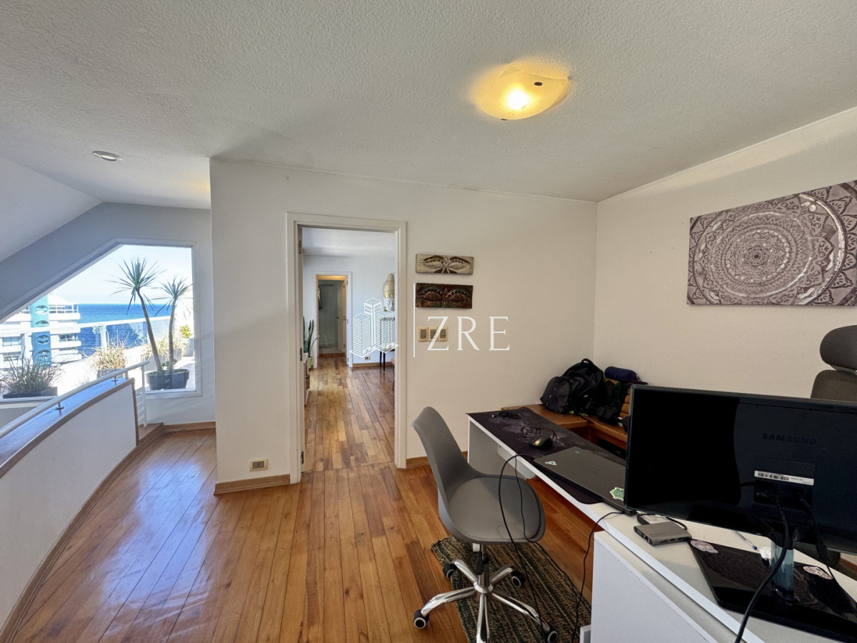 Apartamento ID.1317 - Venta. Penthouse dúplex. 3 dormitorios + dependencia 