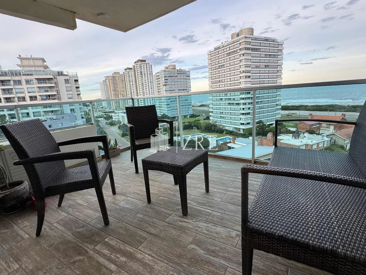 Apartamento ID.540 - Venta apartamento 4 dormitorios punta del este, playa brava