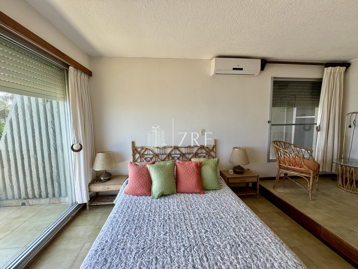 Apartamento ID.685 - Venta Apartamento en venta 3 dormitorios y dependencia en Punta Ballena
