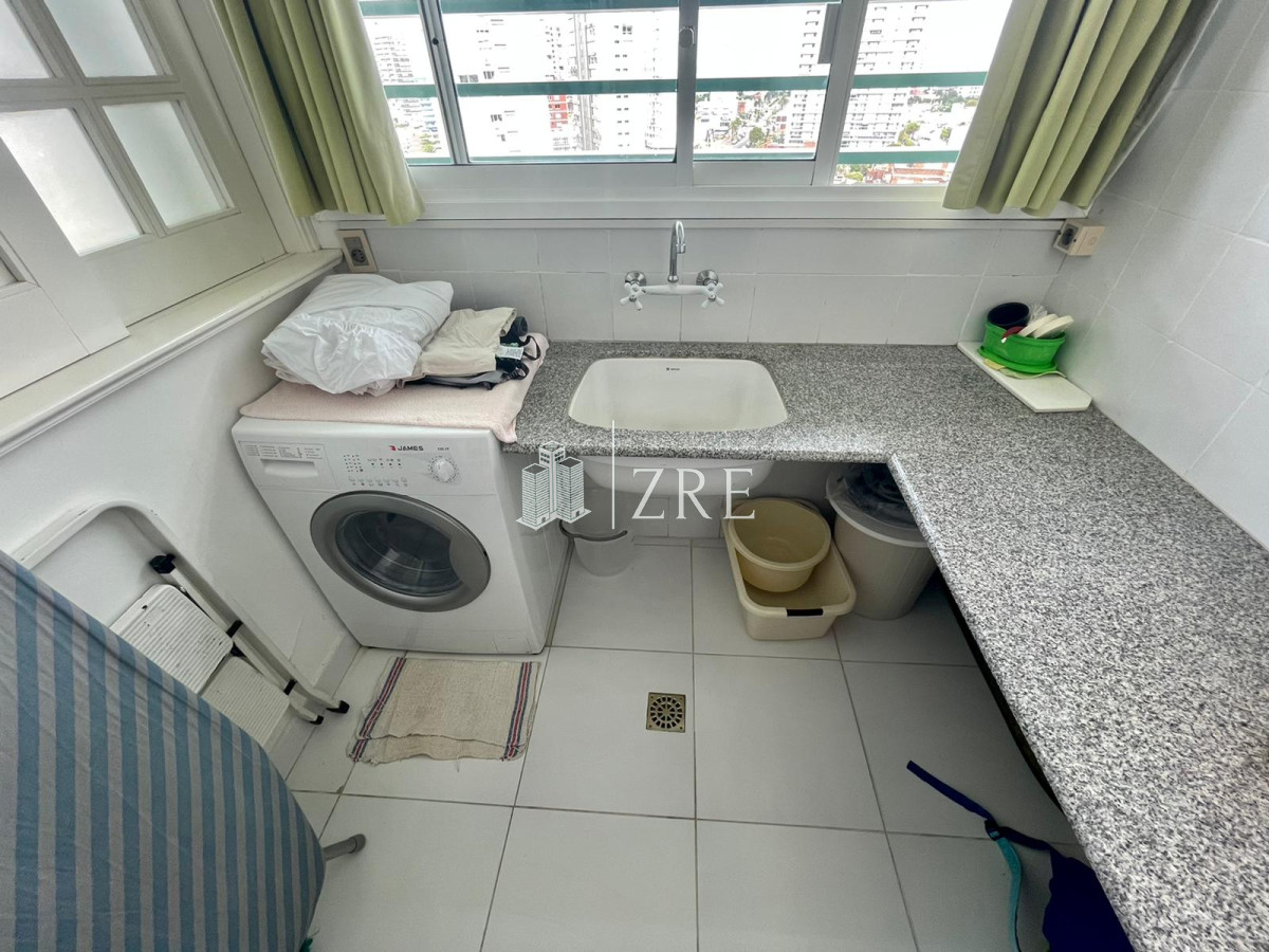 Apartamento ID.491 - Venta penthouse en primera linea de la Brava!