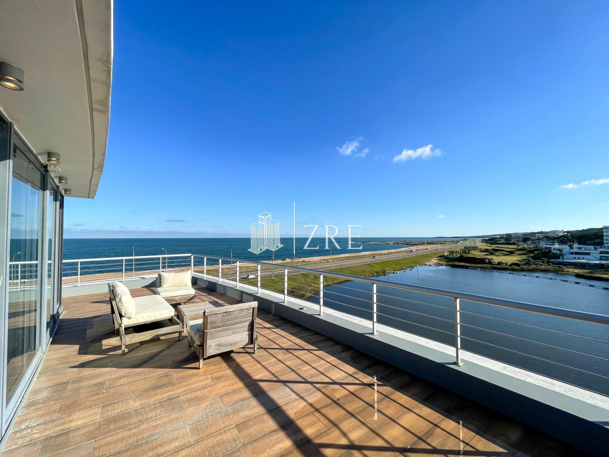 Apartamento ID.221 - Venta penthouse 3 dormitorios punta del este 