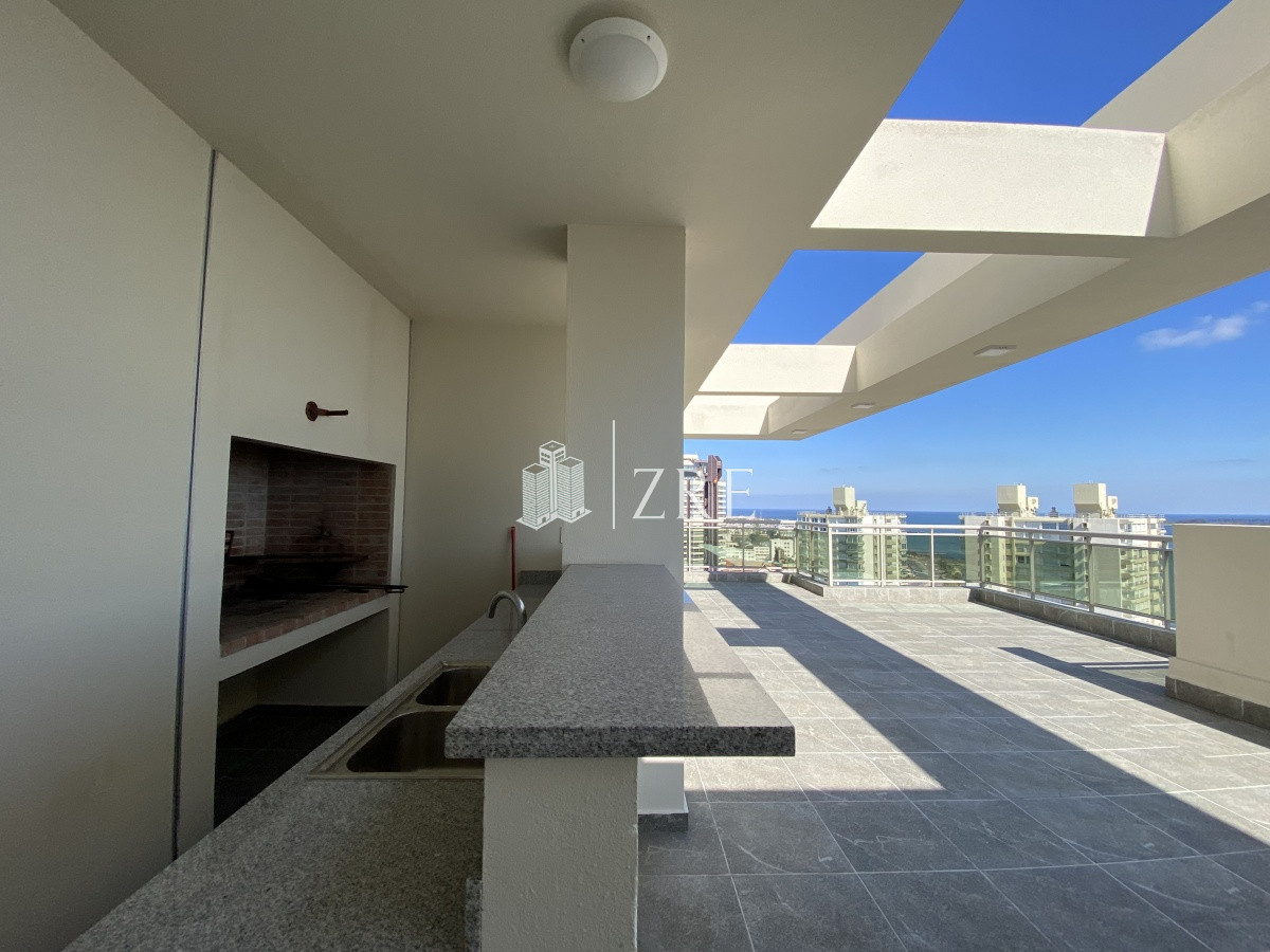 Apartamento ID.300 - VENTA  APARTAMENTO 2 DORMITORIOS IMPERIALE PUNTA DEL ESTE
