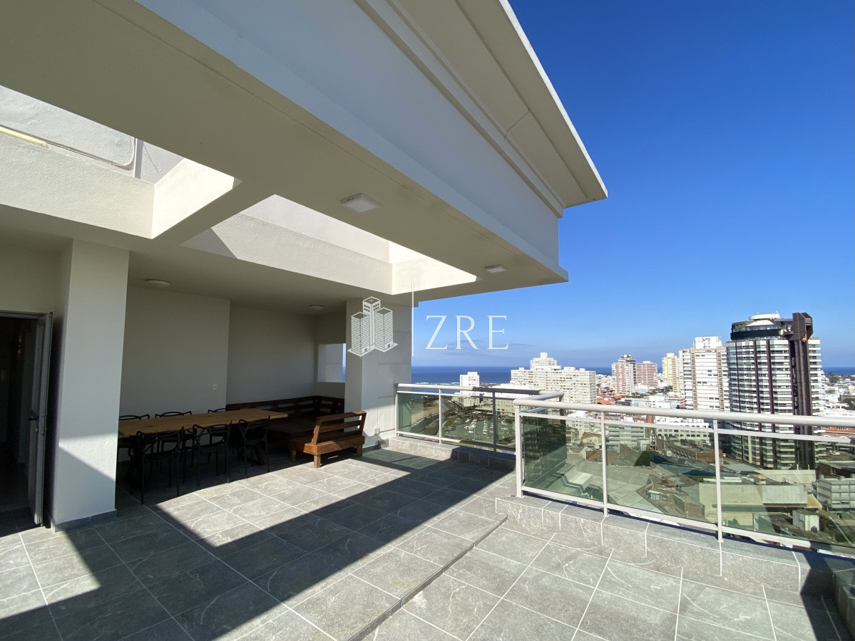 Apartamento ID.300 - VENTA  APARTAMENTO 2 DORMITORIOS IMPERIALE PUNTA DEL ESTE